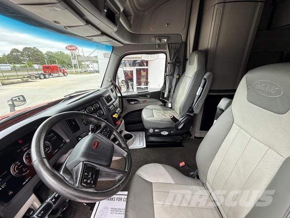 Peterbilt 579 Prime Movers