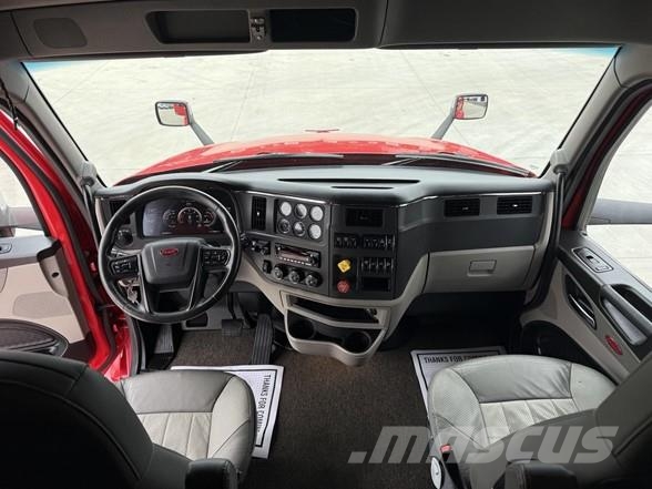 Peterbilt 579 Prime Movers