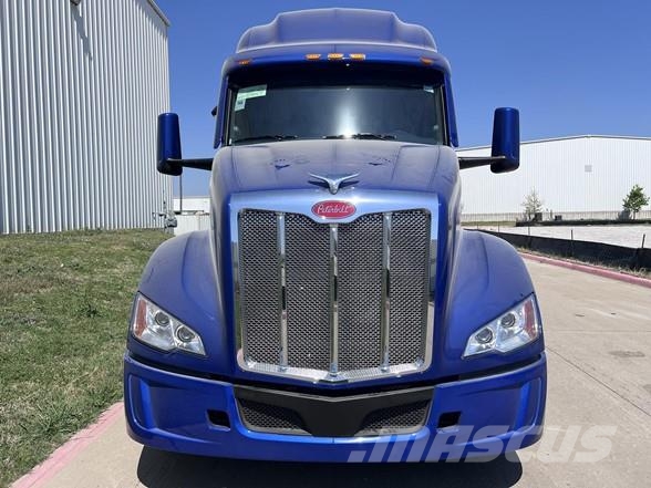 Peterbilt 579 وحدات الجر