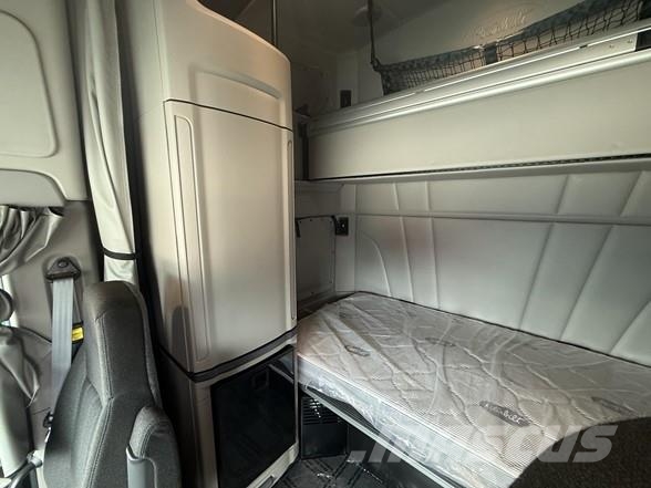 Peterbilt 579 وحدات الجر