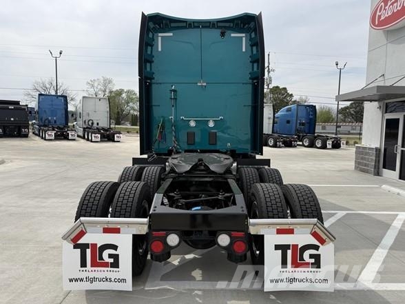 Peterbilt 579 وحدات الجر