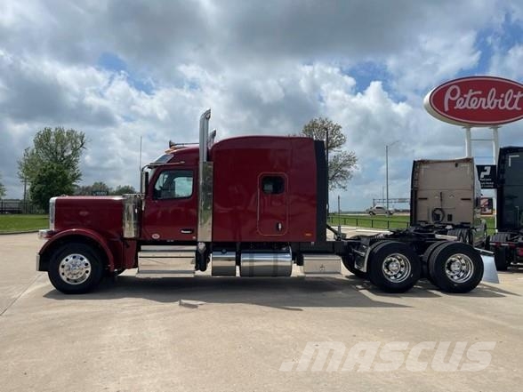 Peterbilt 589 Tegljači