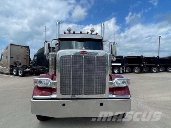 Peterbilt 589 Tegljači