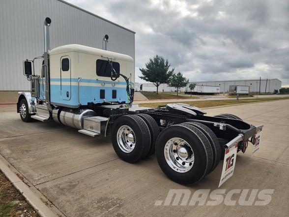 Peterbilt 589 트랙터 유닛