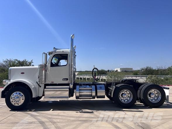 Peterbilt 589 트랙터 유닛