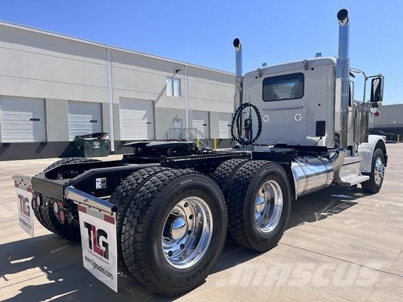 Peterbilt 589 트랙터 유닛