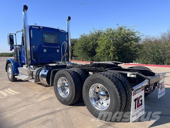 Peterbilt 589 트랙터 유닛