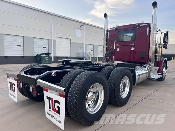 Peterbilt 589 트랙터 유닛