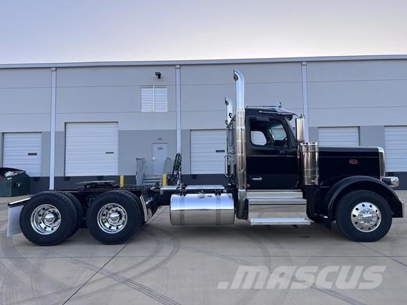 Peterbilt 589 트랙터 유닛