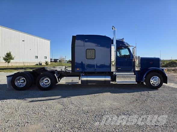 Peterbilt 589 트랙터 유닛