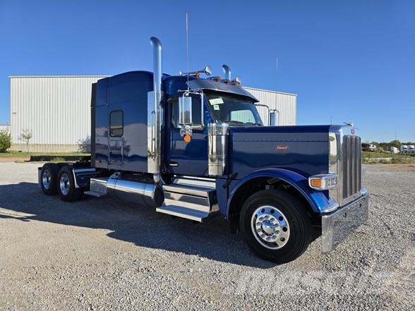 Peterbilt 589 트랙터 유닛