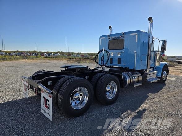 Peterbilt 589 트랙터 유닛