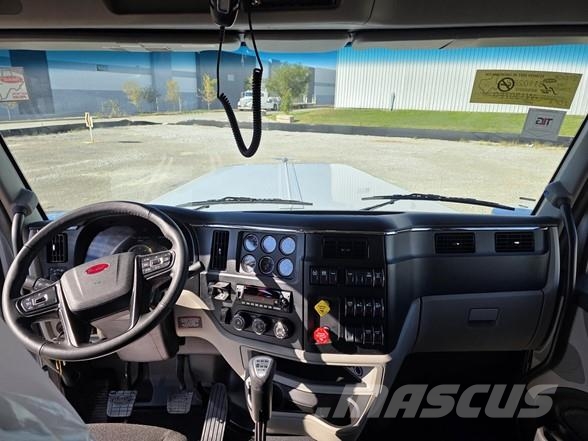Peterbilt 589 트랙터 유닛
