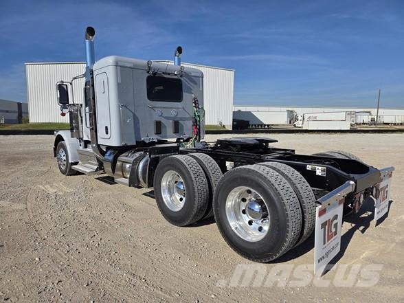 Peterbilt 589 트랙터 유닛