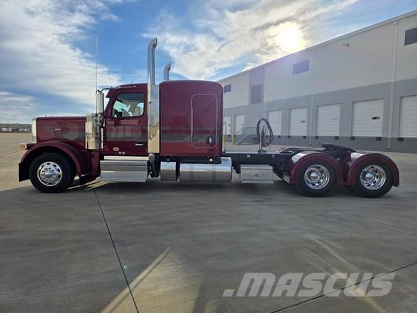 Peterbilt 589 트랙터 유닛