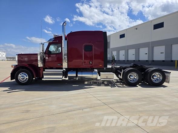 Peterbilt 589 Tegljači