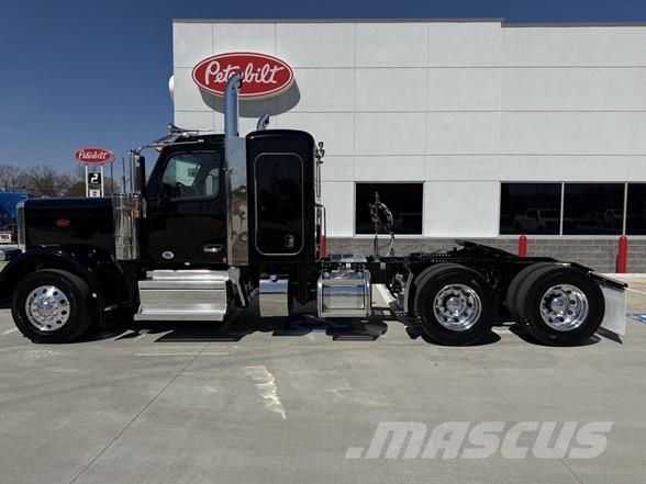 Peterbilt 589 Ťahače