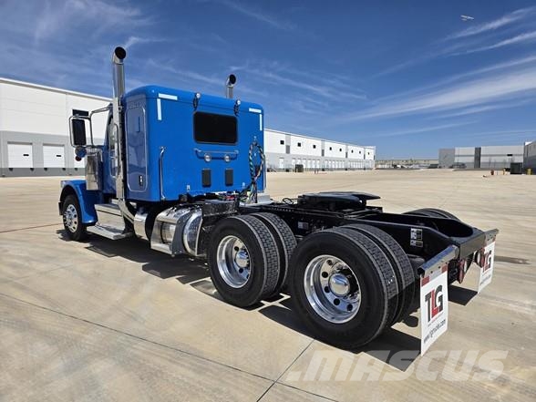 Peterbilt 589 Camiones tractor