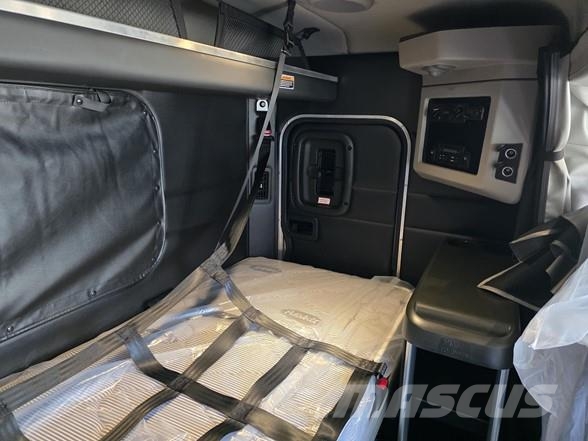 Peterbilt 589 Тягачі