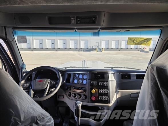 Peterbilt 589 Тягачі