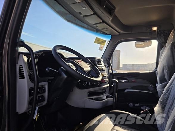 Peterbilt 589 Тягачі