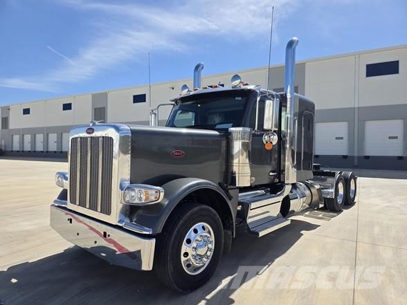 Peterbilt 589 Prime Movers