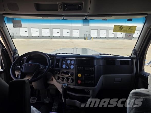 Peterbilt 589 Prime Movers