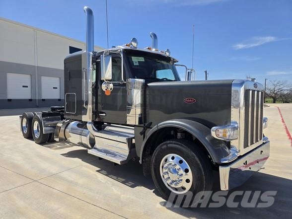 Peterbilt 589 Prime Movers