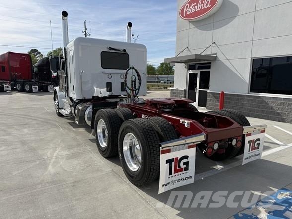 Peterbilt 589 트랙터 유닛