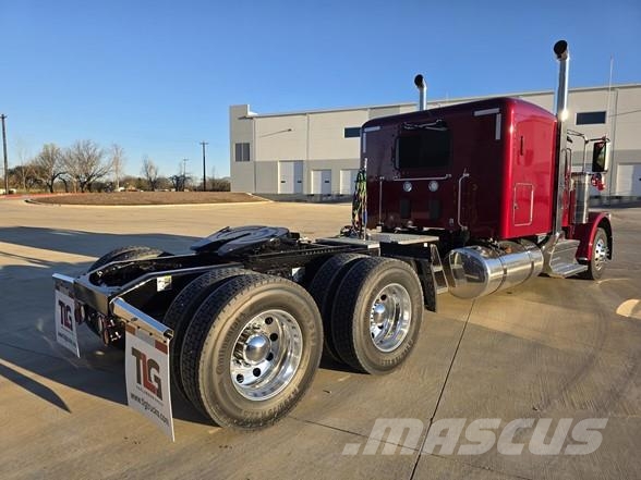 Peterbilt 589 Camiones tractor