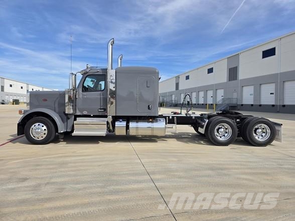 Peterbilt 589 Camiones tractor