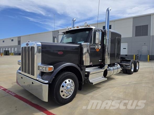 Peterbilt 589 Тягачі