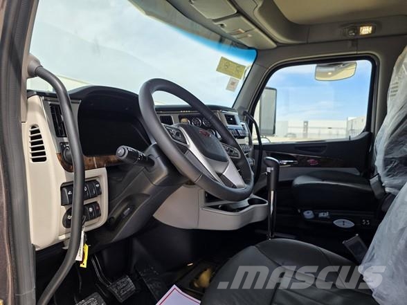 Peterbilt 589 Тягачі