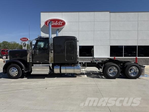 Peterbilt 589 Camiones tractor