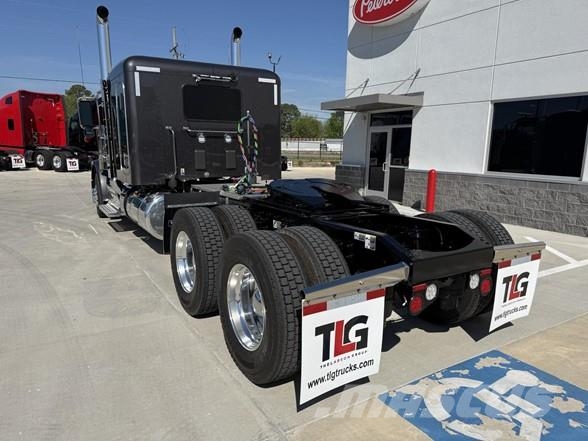 Peterbilt 589 Camiones tractor