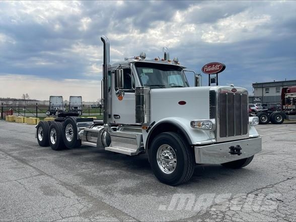 Peterbilt 589 شاحنات قلابة