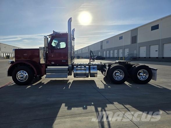Peterbilt 589 Camiones tractor
