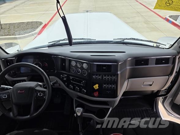 Peterbilt 589 트랙터 유닛