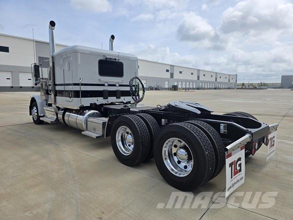 Peterbilt 589 트랙터 유닛