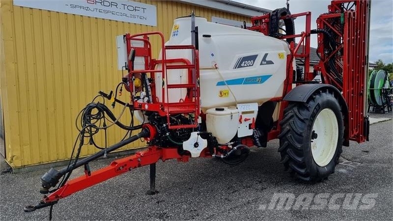 Bargam Fox 4200 - 30 m BDU Plus ISObus الرشاشات