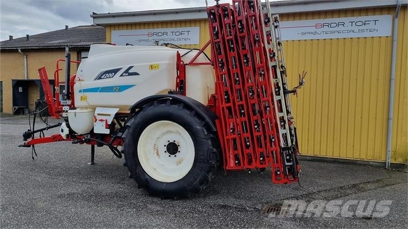 Bargam Fox 4200 - 30 m BDU Plus ISObus الرشاشات