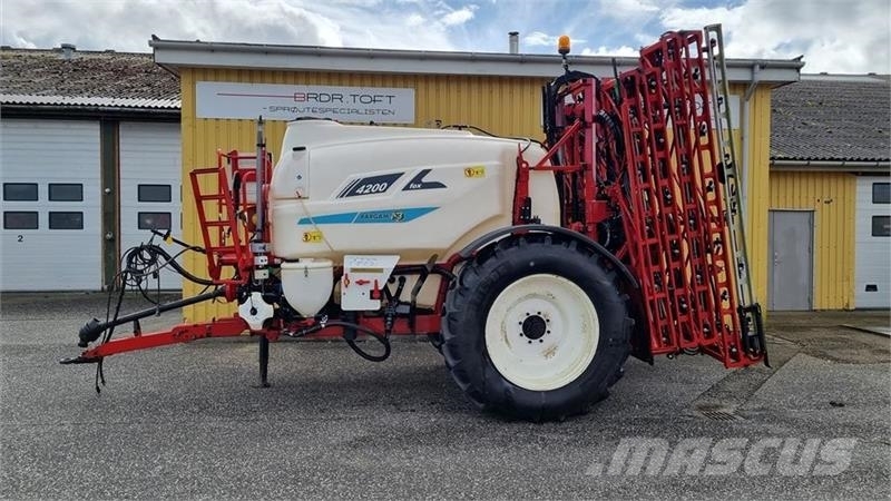 Bargam Fox 4200 - 30 m BDU Plus ISObus الرشاشات