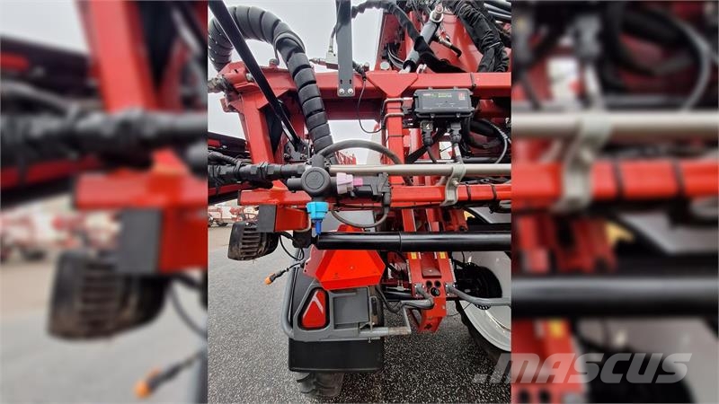 Bargam Spraymax 3500-24 G-var Vontatott trágyaszórók