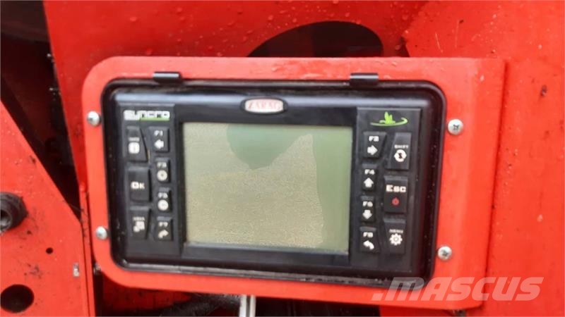 Bargam Spraymax 6500-36 Vontatott trágyaszórók
