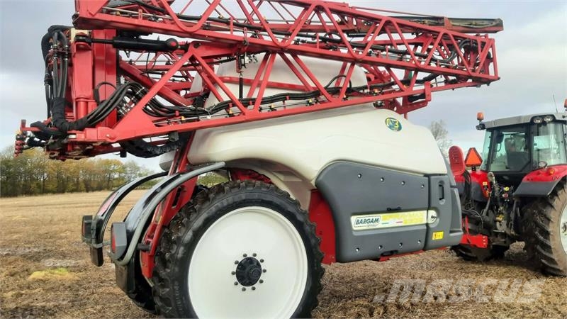 Bargam Spraymax 6500-36 Vontatott trágyaszórók
