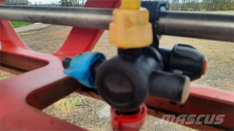 Bargam Spraymax 6500-36 Vontatott trágyaszórók