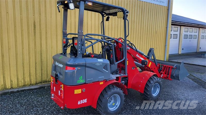 Eco Loader 650E 小型装载机