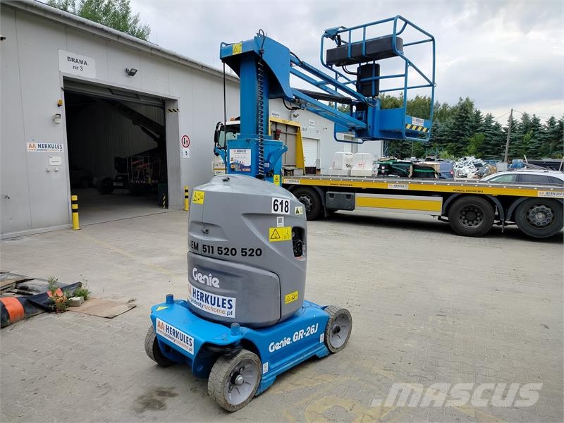 Genie GR 26J Plataformas con jaula de elevación