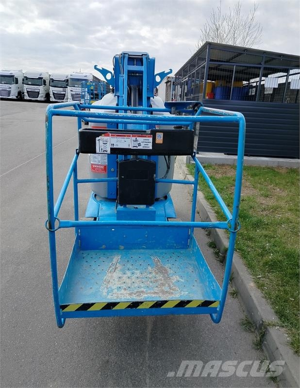 Genie GR 26J Vertikálne stĺpové výťahy