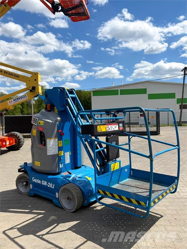Genie GR 26J Plataformas con jaula de elevación